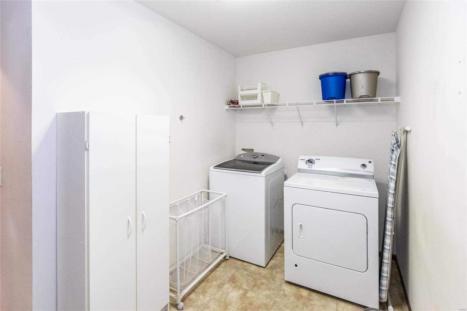 O'Fallon, Missouri 63368, United States, 3 Bedrooms Bedrooms, ,3 BathroomsBathrooms,Residential,Pending,128456