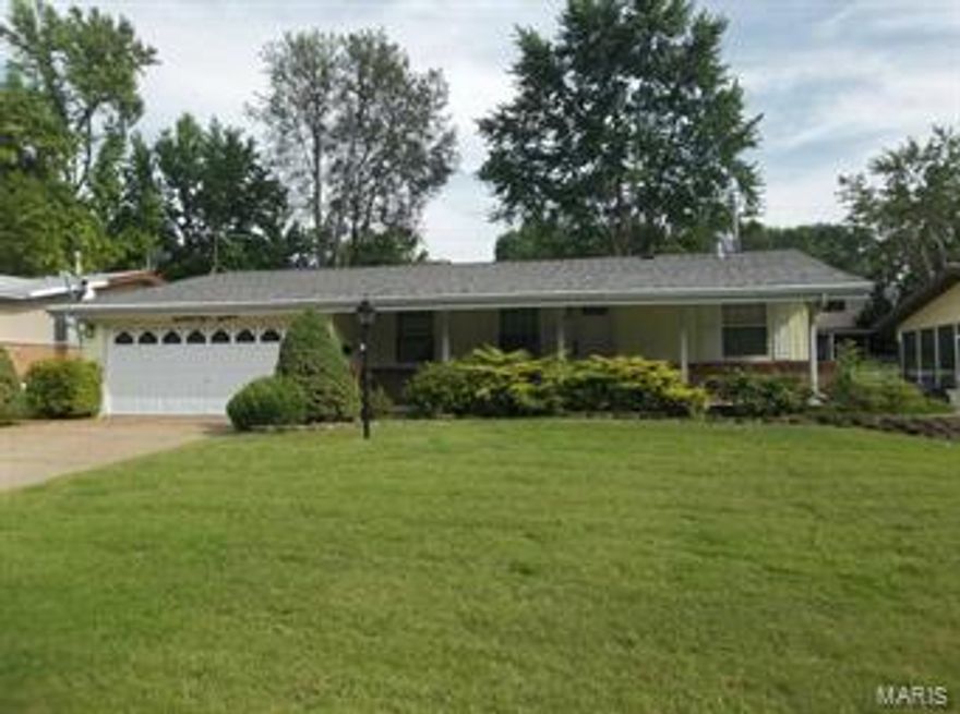 This 3 bedroom,  1.5 bath home features pride of ownership, 2 car garage, large screened in porch area, partially finished lower level, and much more!  The kitchen has been remodeled and has new appliances.