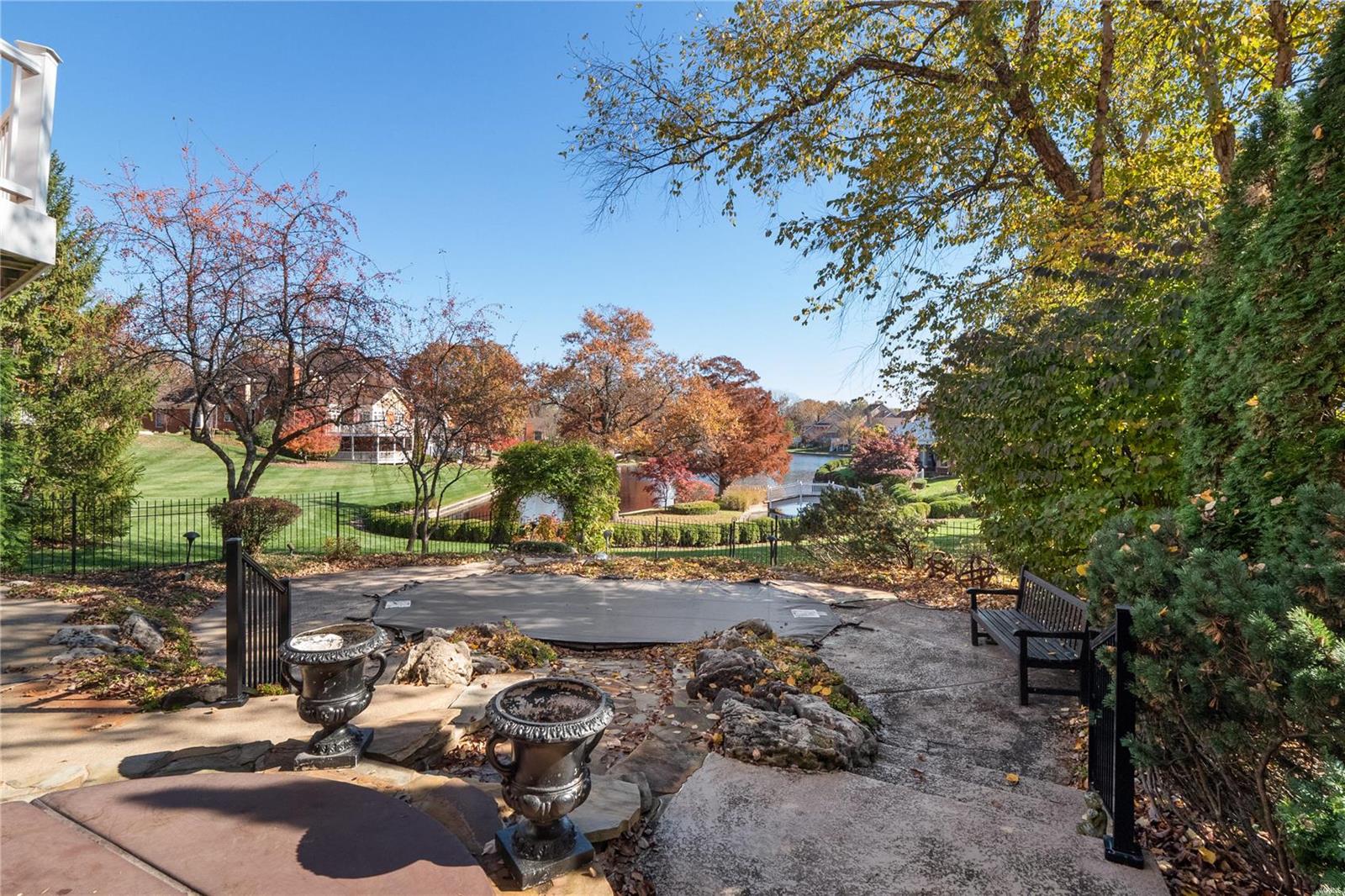 Carlyle Two Lt 16 & Common Ground - Residential