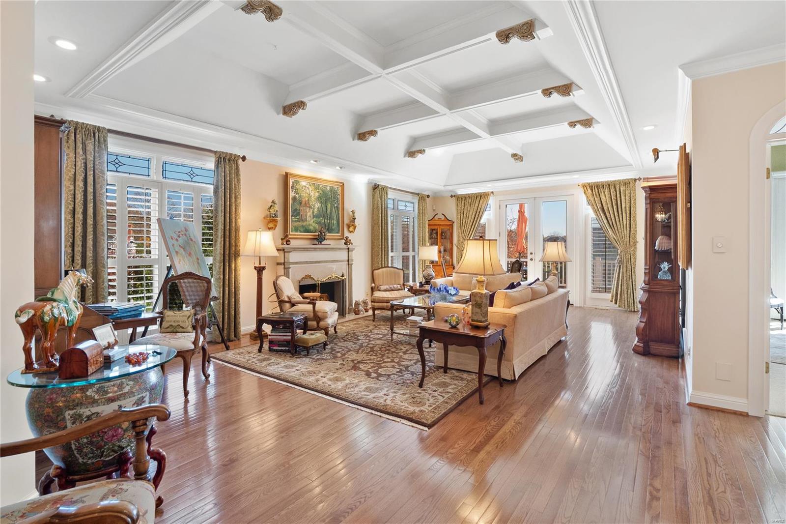 Carlyle Two Lt 16 & Common Ground - Residential