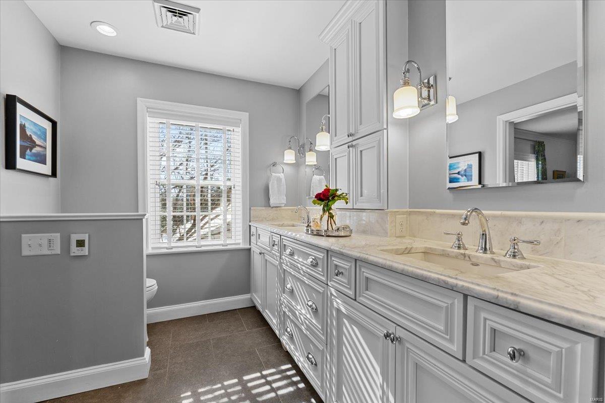 Loren Woods - Residential