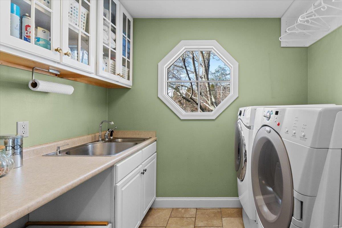 Loren Woods - Residential