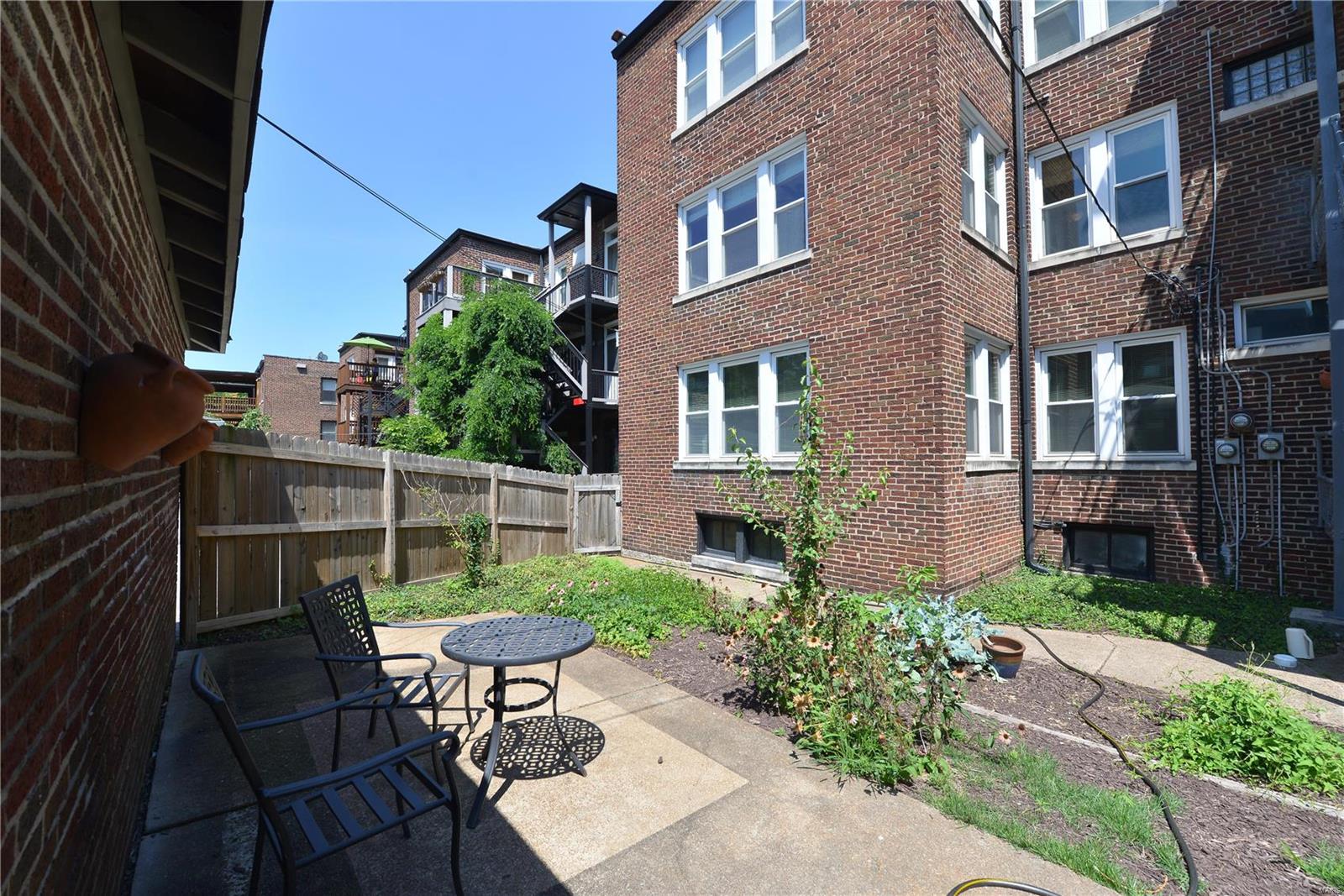 6318 South Rosebury Condo - Residential Lease