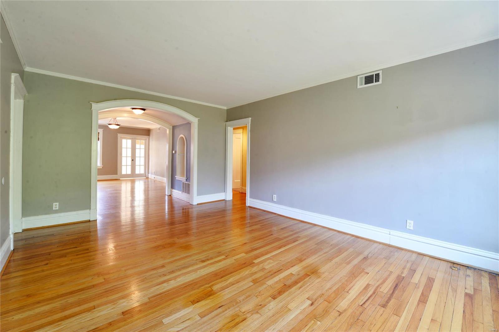 6318 South Rosebury Condo - Residential Lease