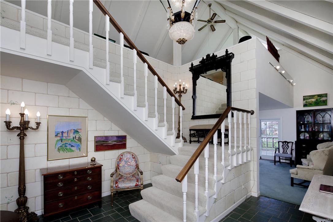 Huntleigh Manor - Residential