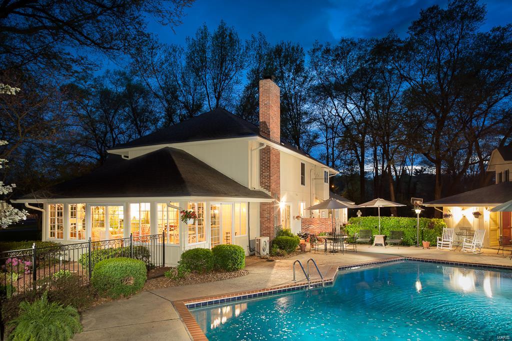 Huntleigh Manor - Residential