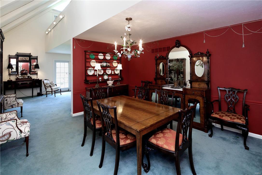 Huntleigh Manor - Residential