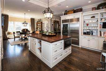 Shepard Oaks - Residential