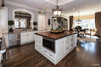 Shepard Oaks - Residential