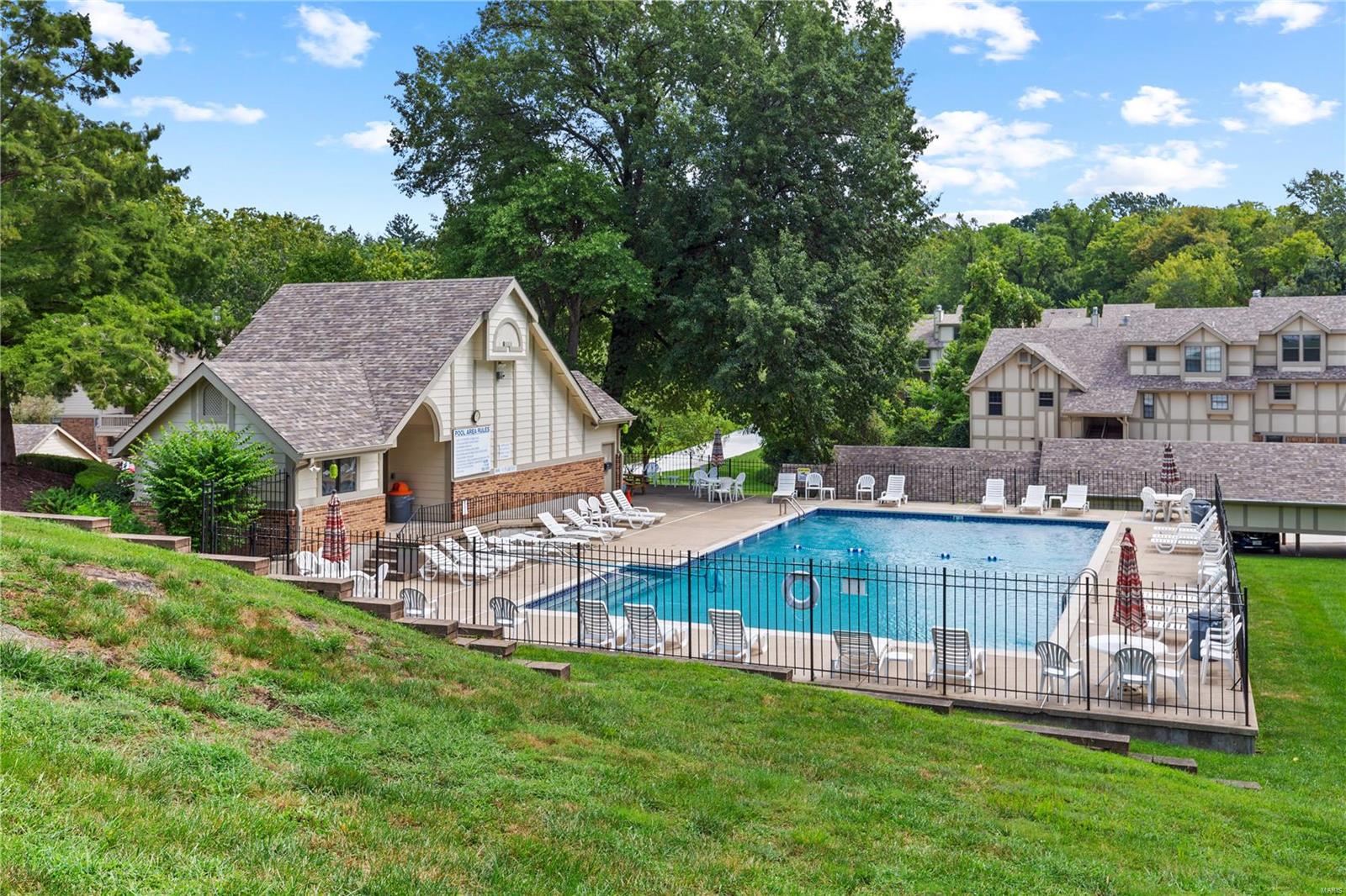 Parkside Condo Tr B - Residential