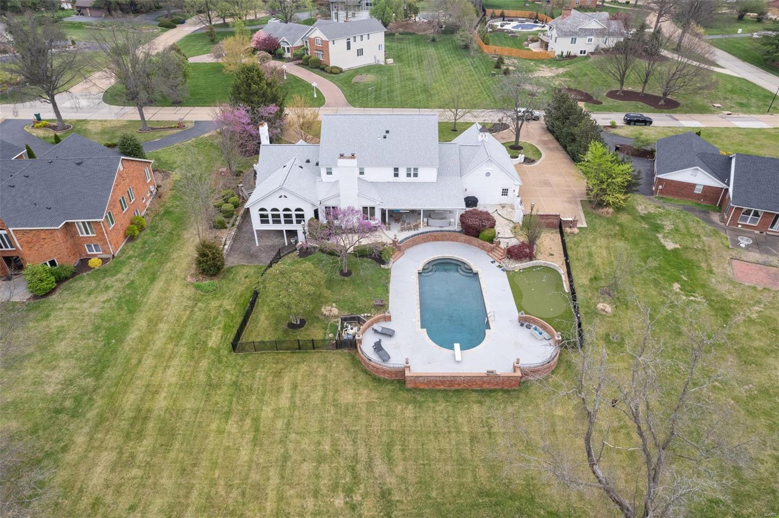 Barrington Place - Residential