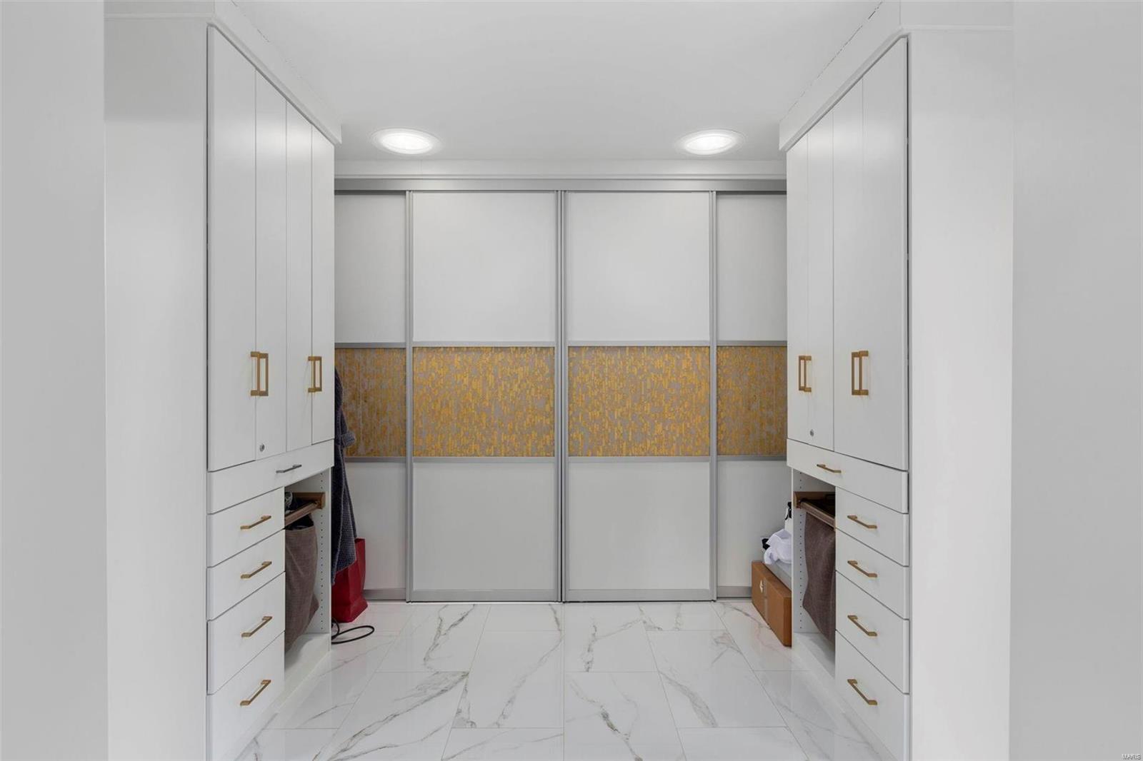 Barrington Place - Residential