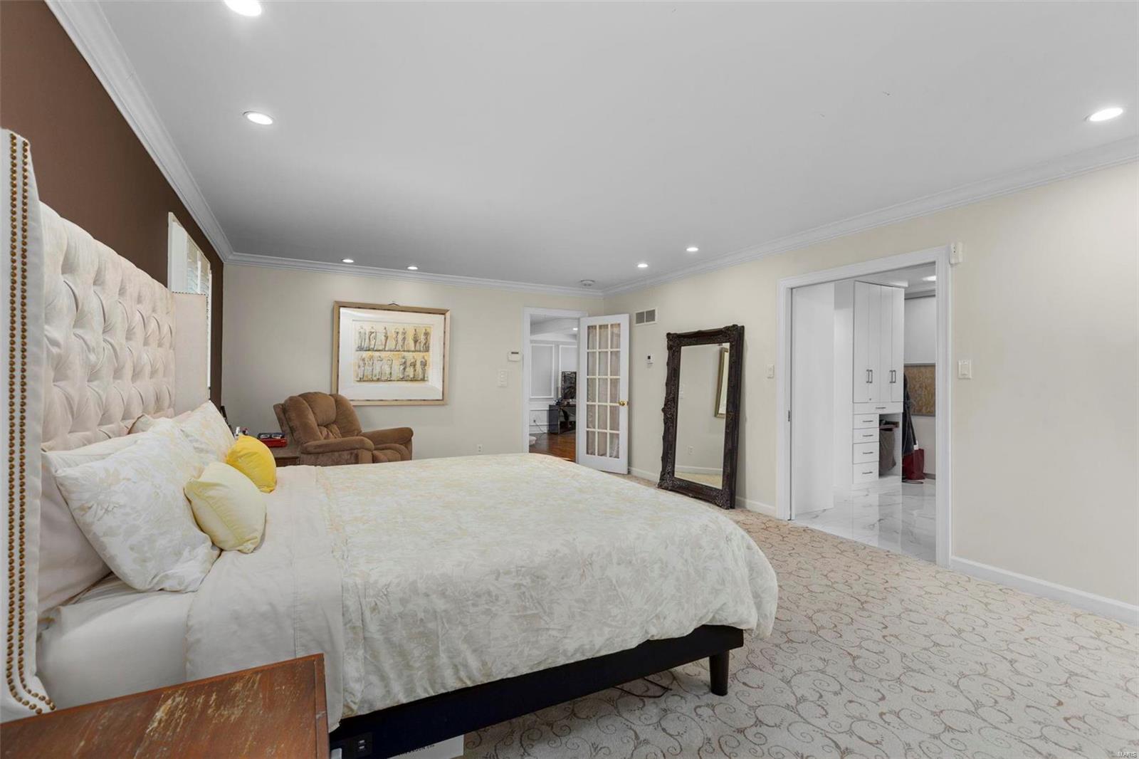 Barrington Place - Residential