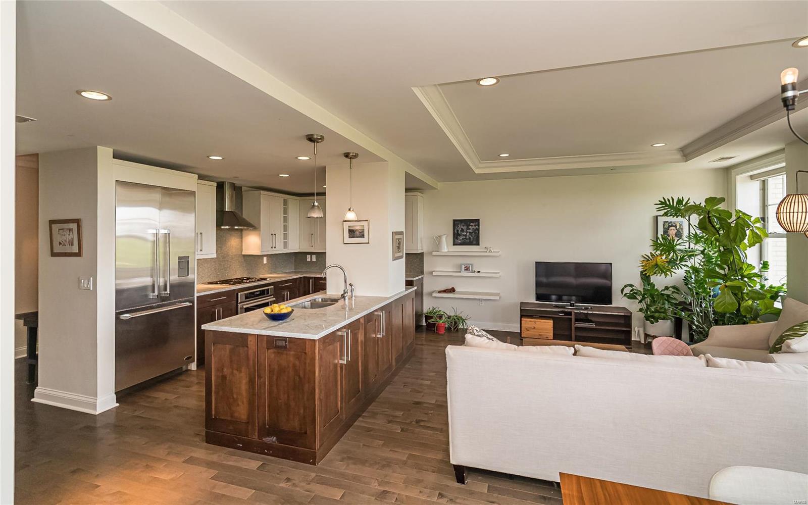 Park Plaza - Residential Lease