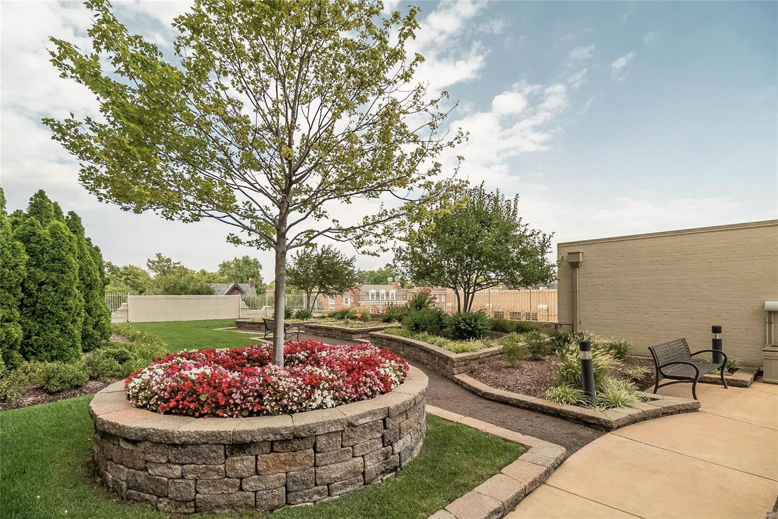 Park Plaza - Residential Lease