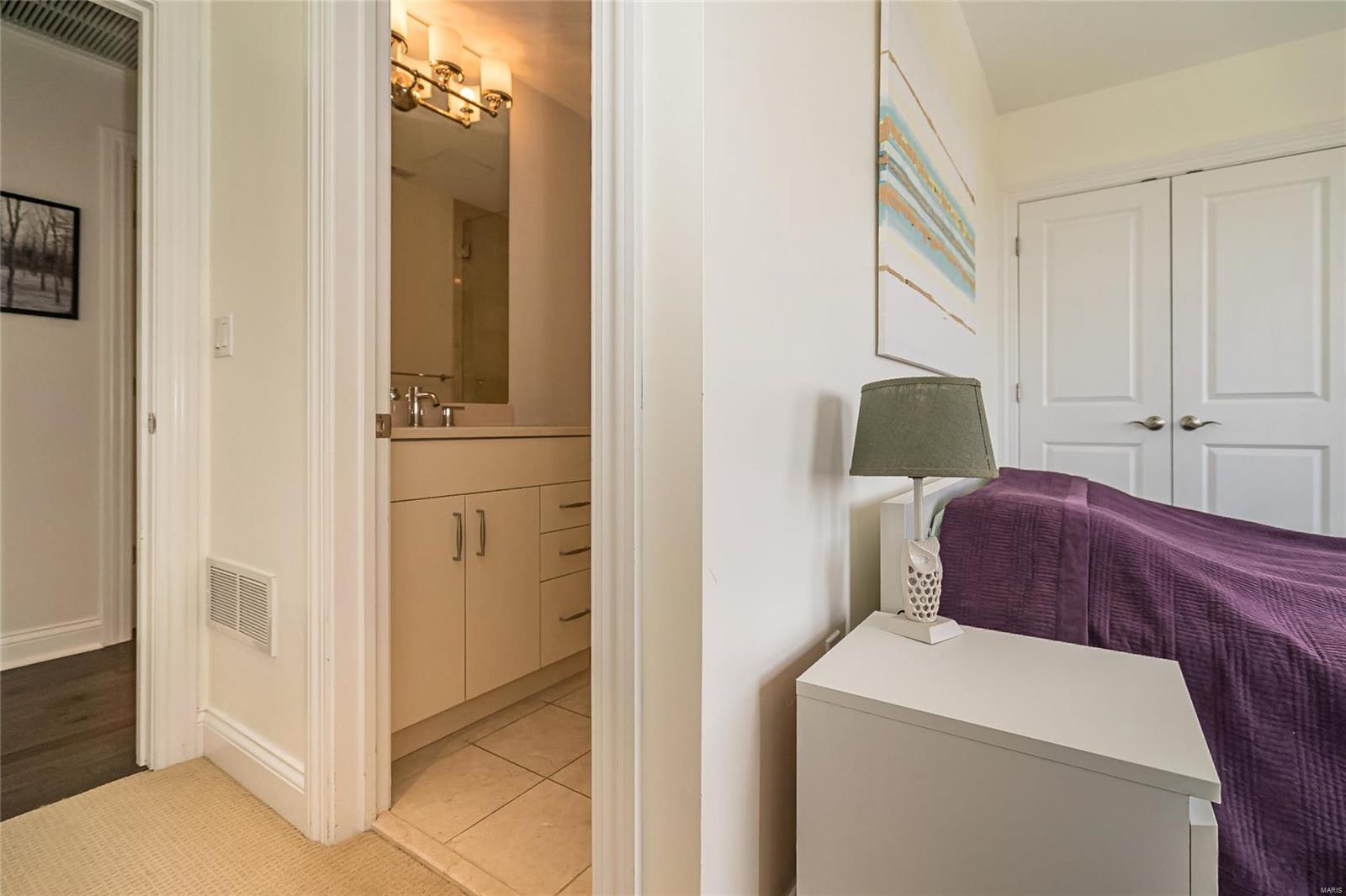 Park Plaza - Residential Lease