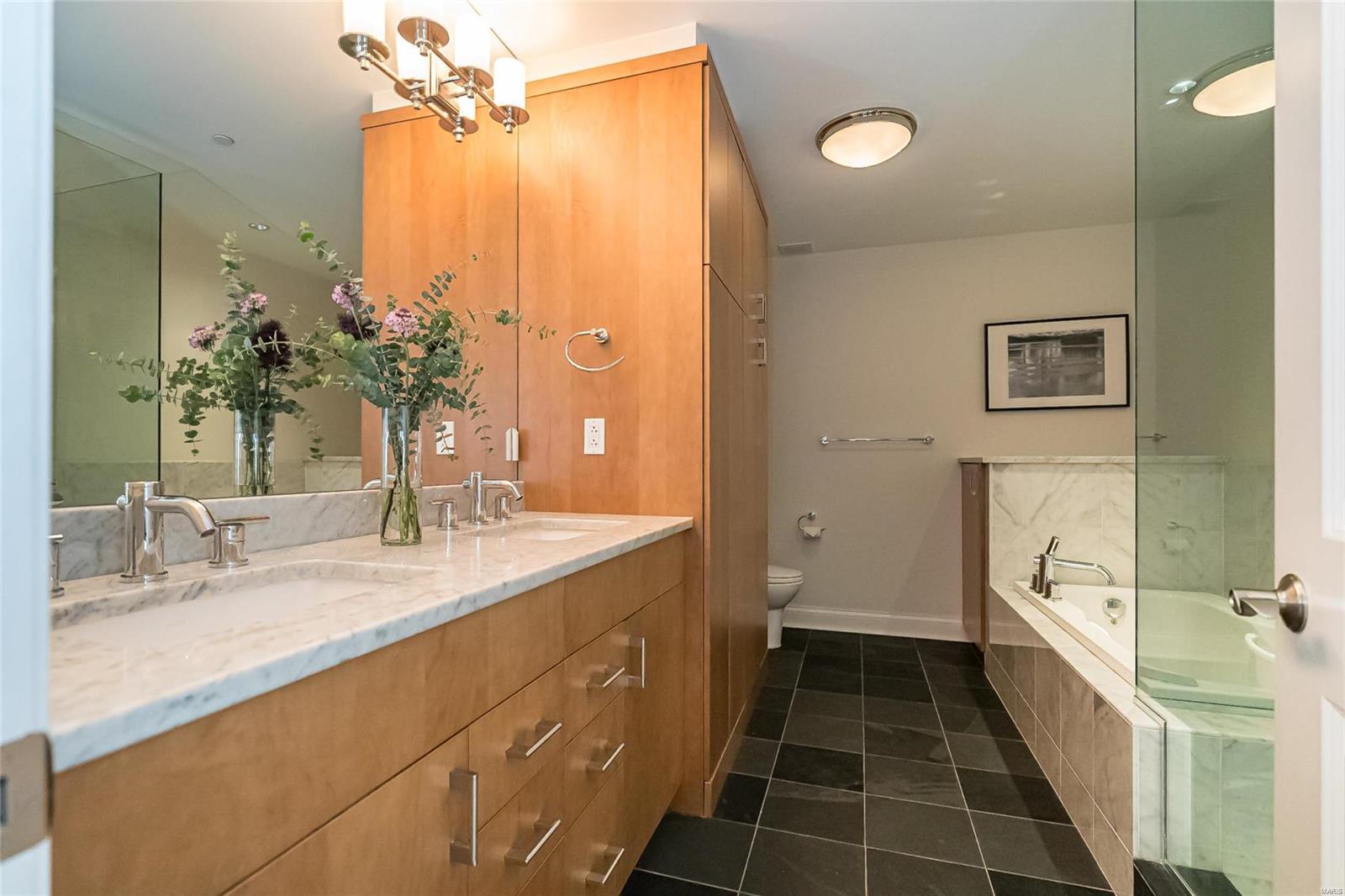 Park Plaza - Residential Lease