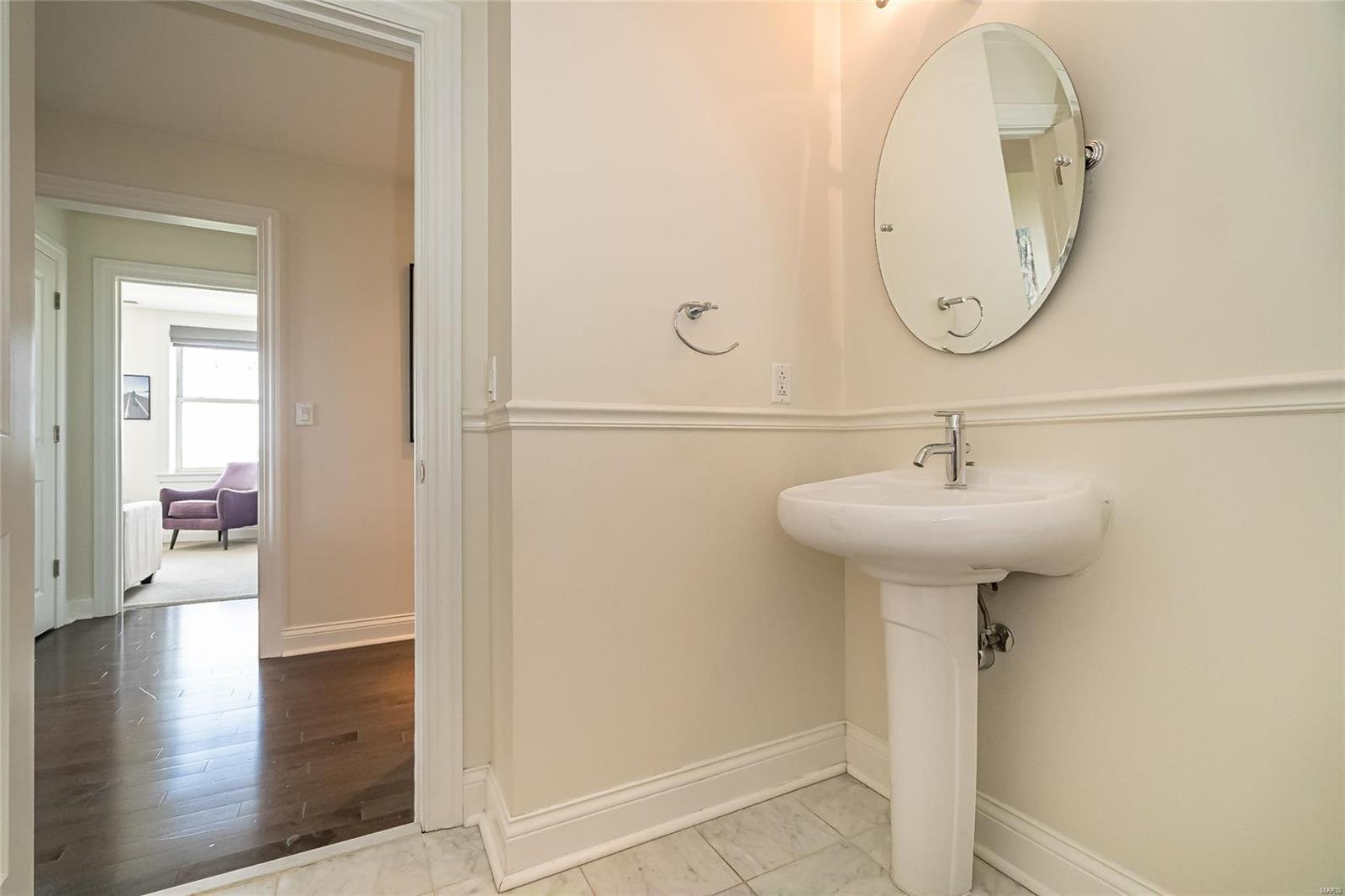 Park Plaza - Residential Lease