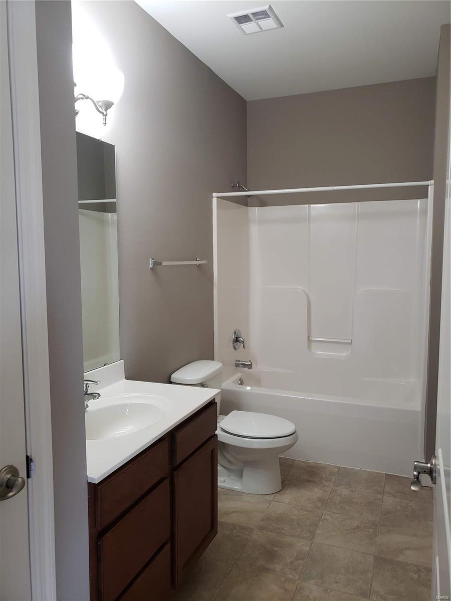 Brookfield Condos Bdy Adj - Residential