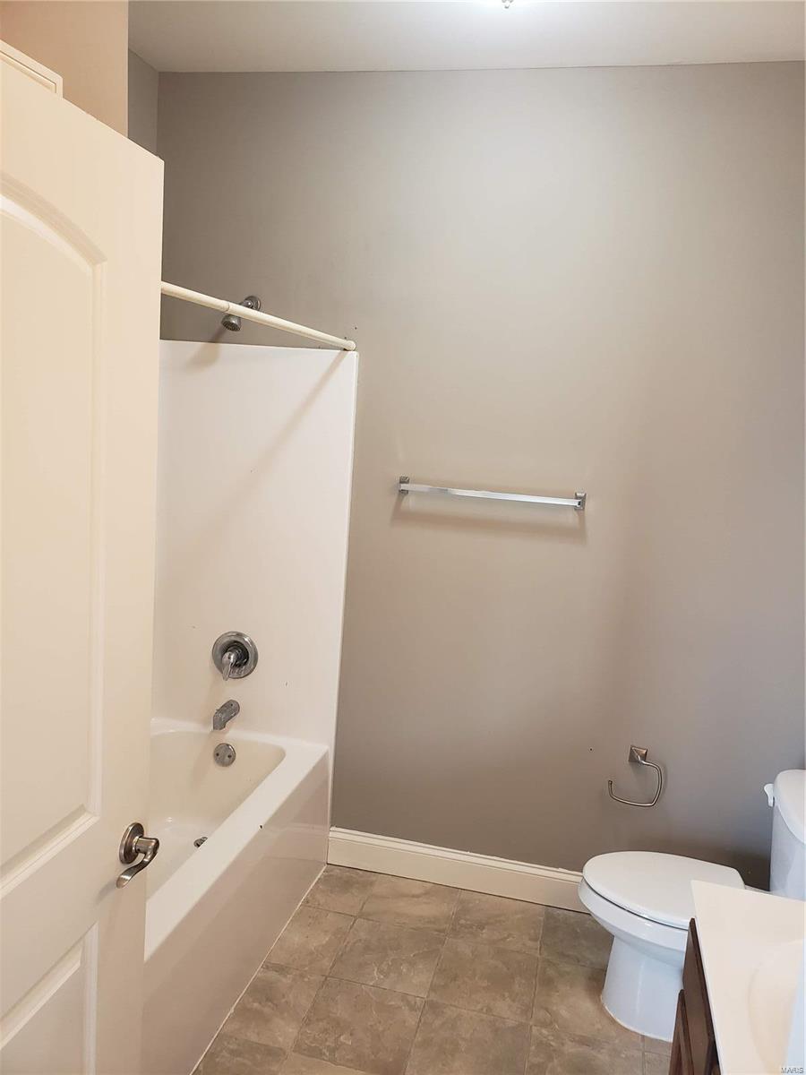 Brookfield Condos Bdy Adj - Residential