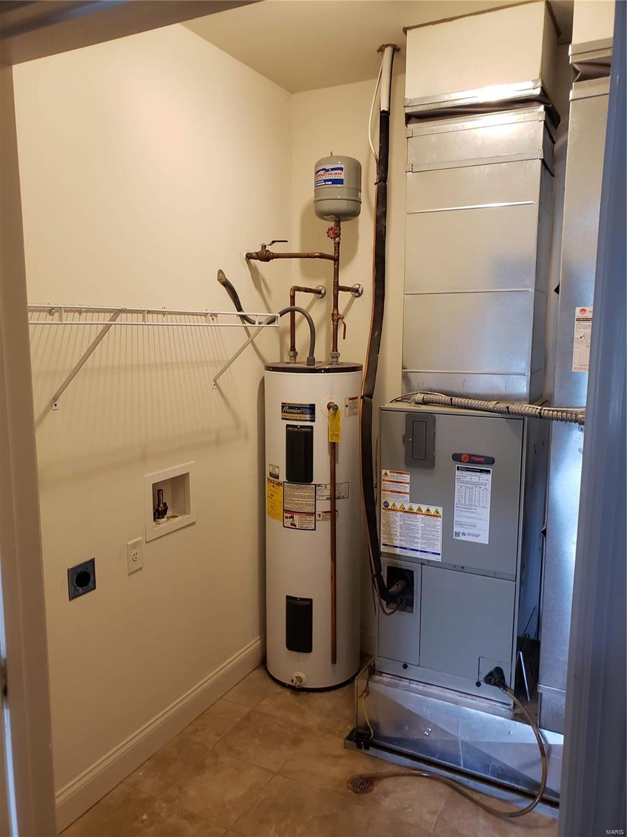 Brookfield Condos Bdy Adj - Residential