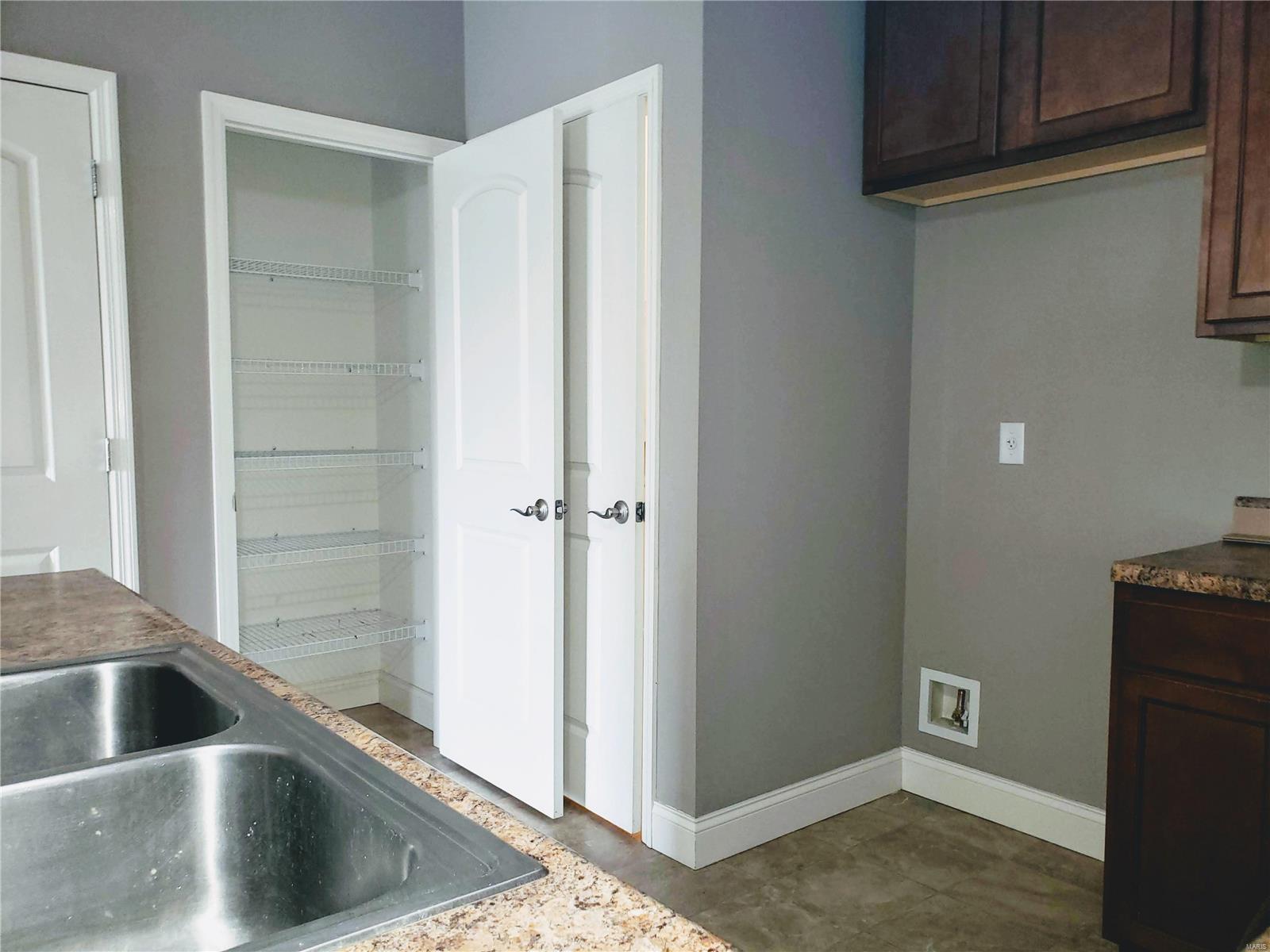 Brookfield Condos Bdy Adj - Residential