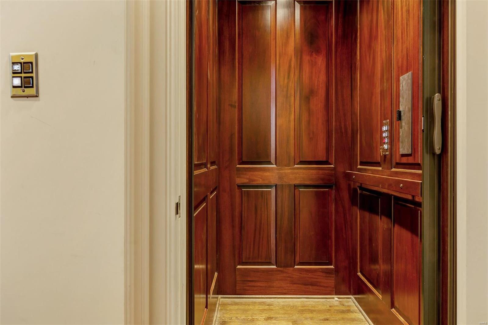 Brentmoor - Residential