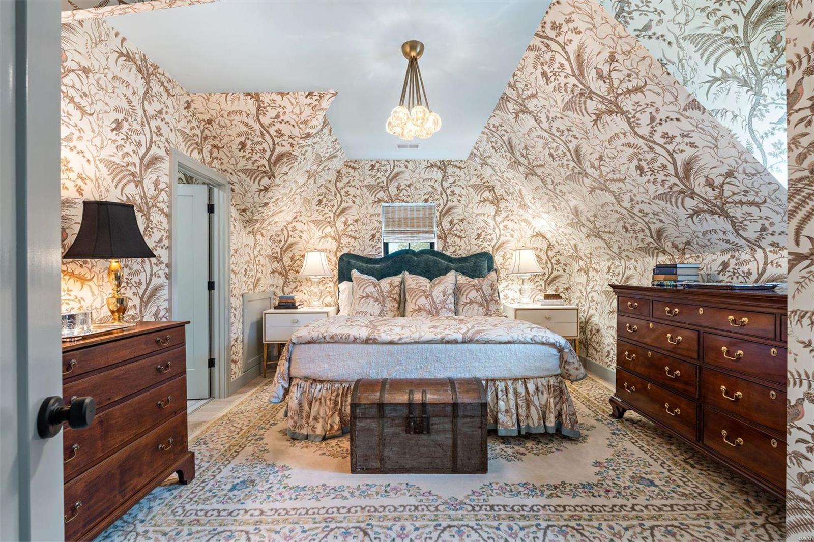 ELSA PLACE - Residential