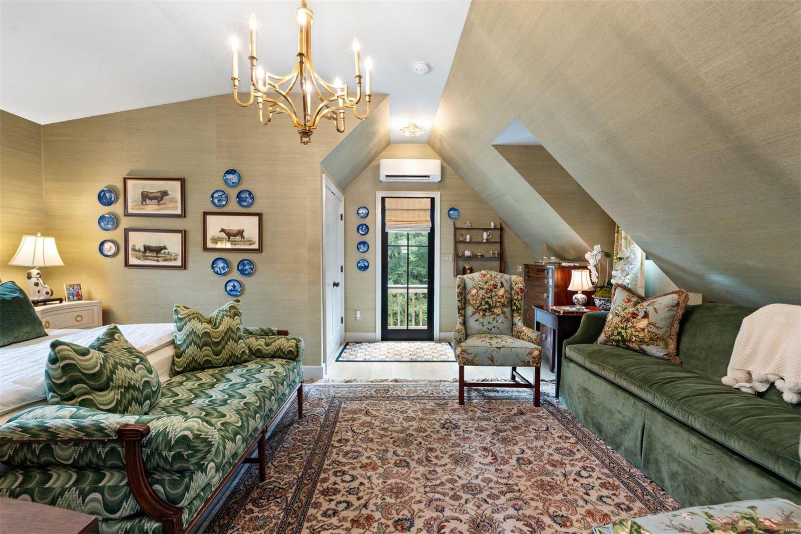 ELSA PLACE - Residential