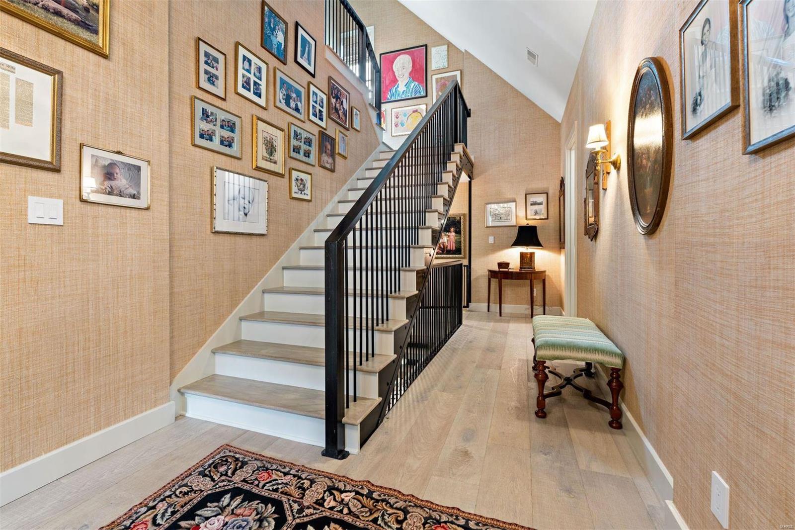 ELSA PLACE - Residential