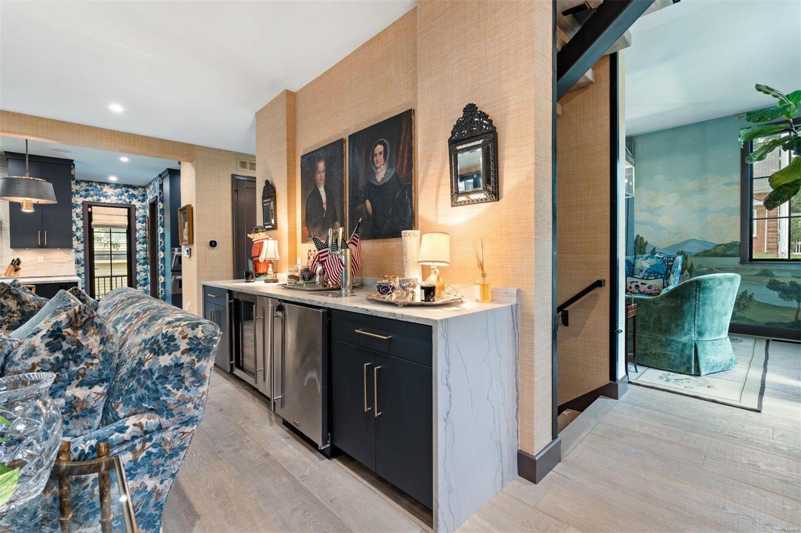 ELSA PLACE - Residential