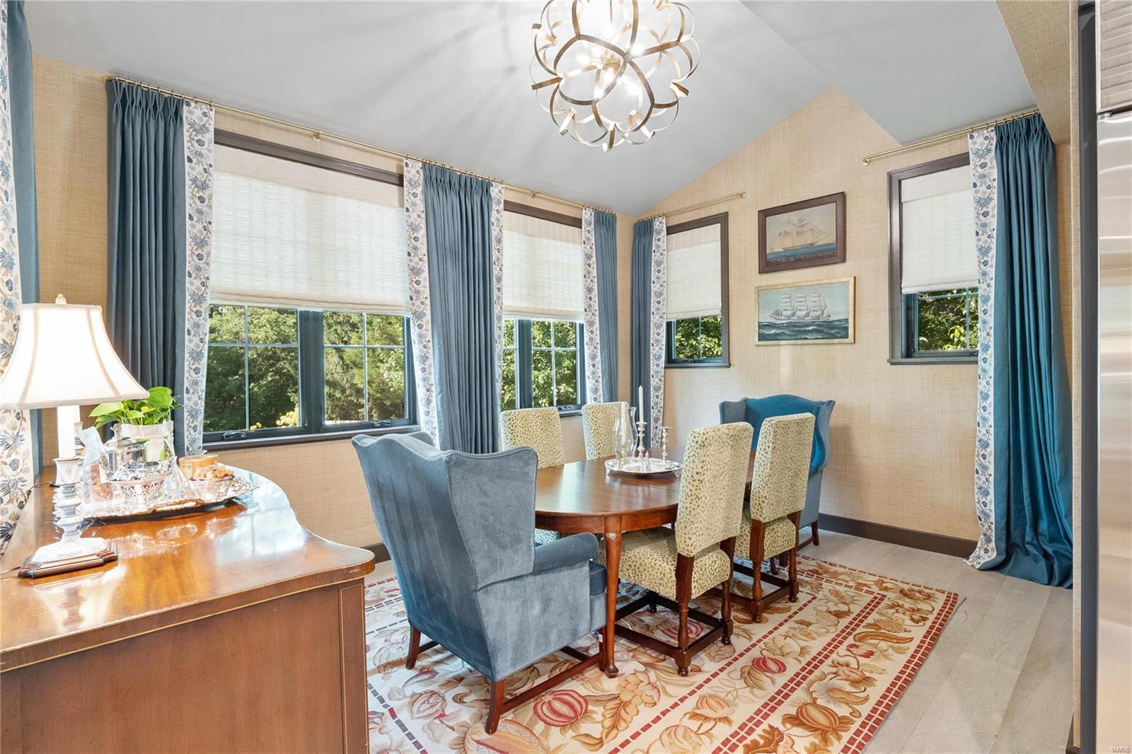 ELSA PLACE - Residential