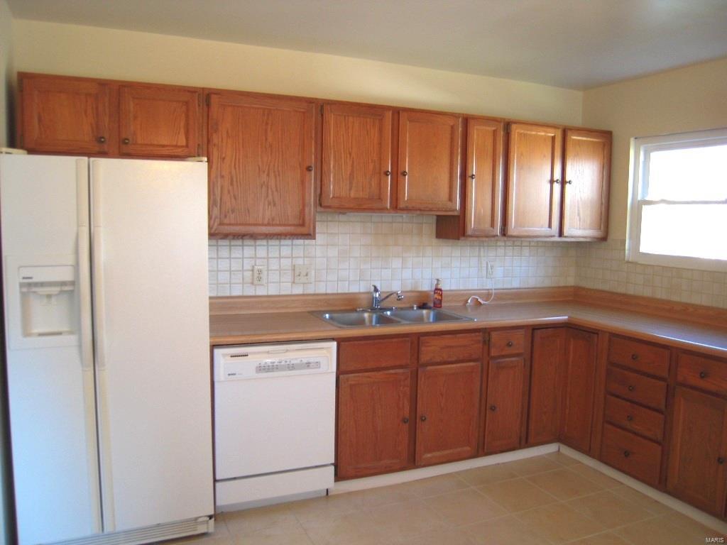 Glendale Gardens Condo - Residential