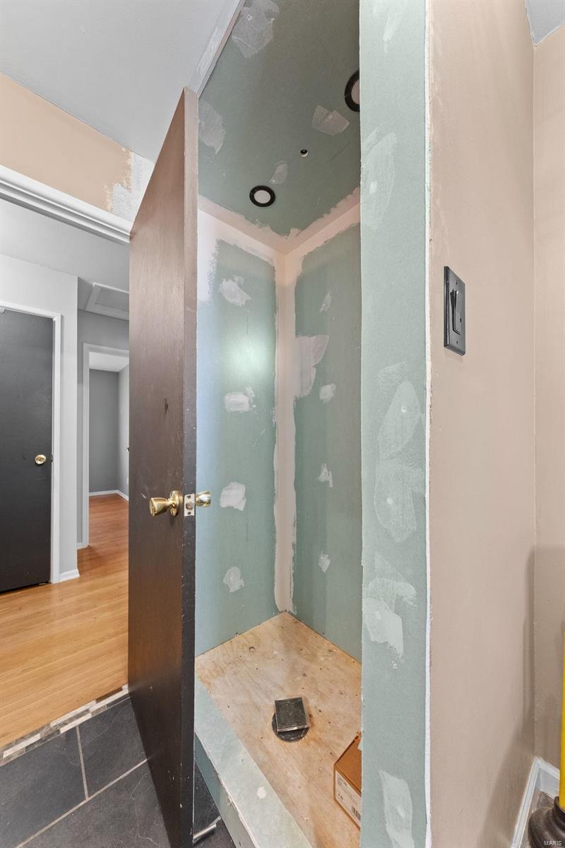 Reavis Park - Residential