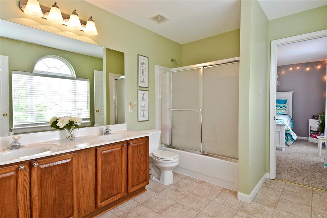 Meadows At Forder Oaks Two The - Residential