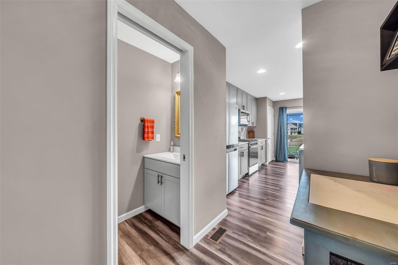 Charlestowne Place #7 - Residential