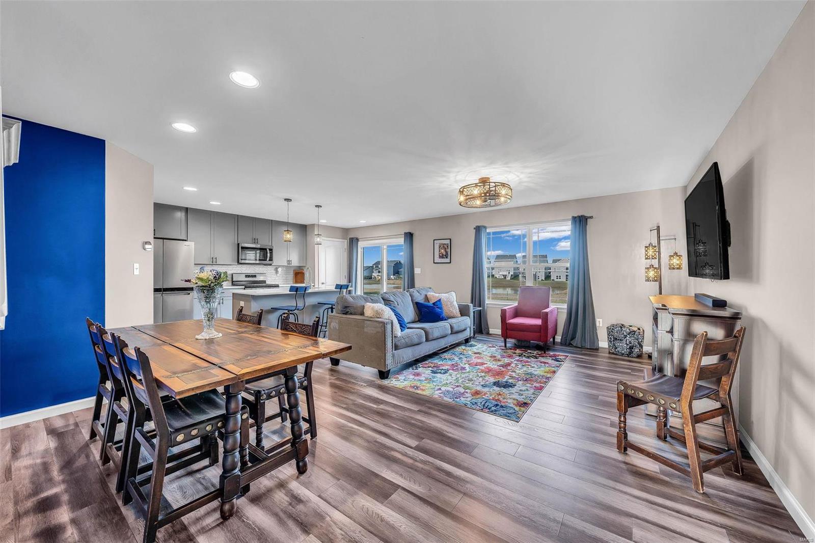 Charlestowne Place #7 - Residential
