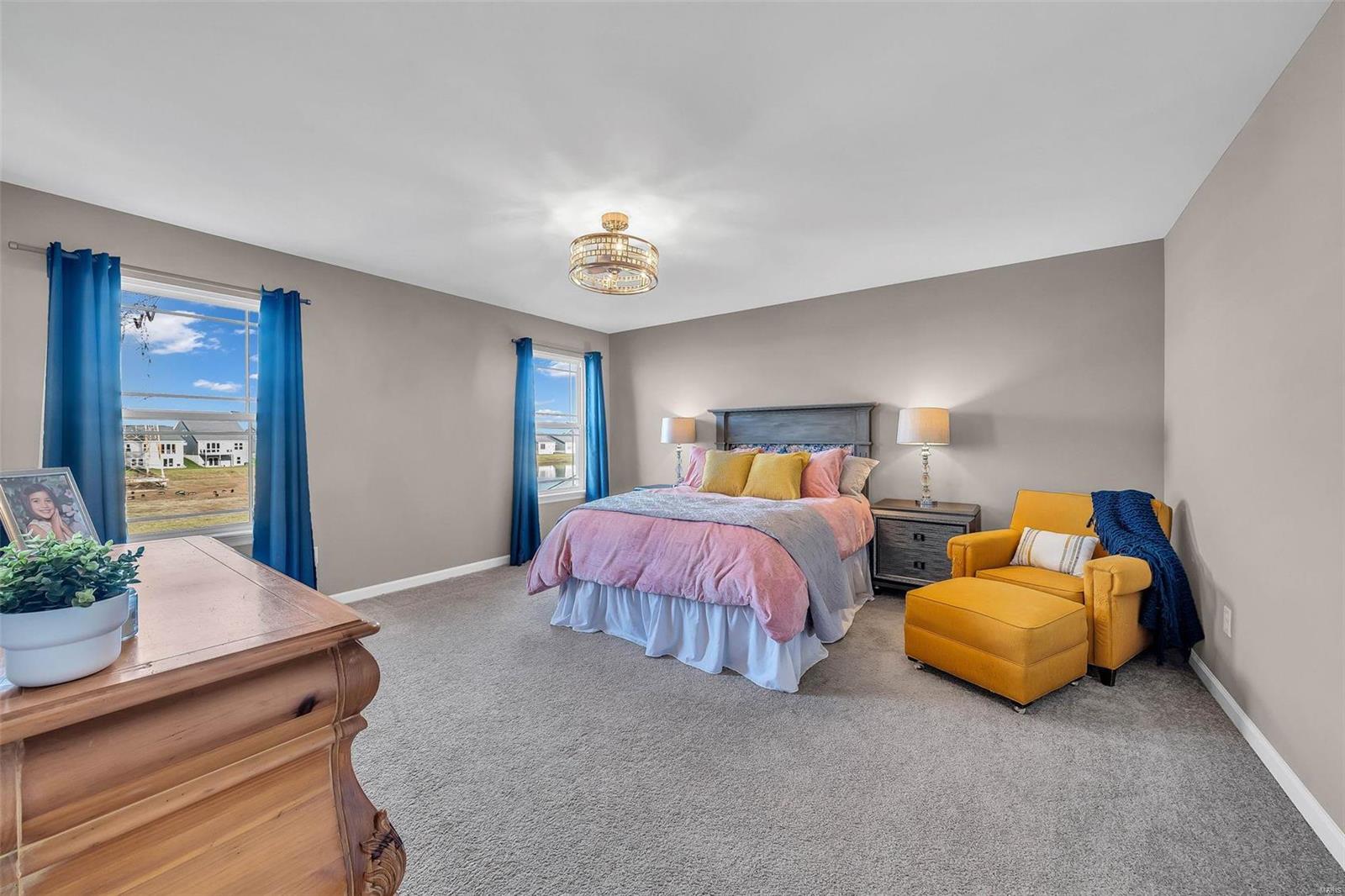 Charlestowne Place #7 - Residential