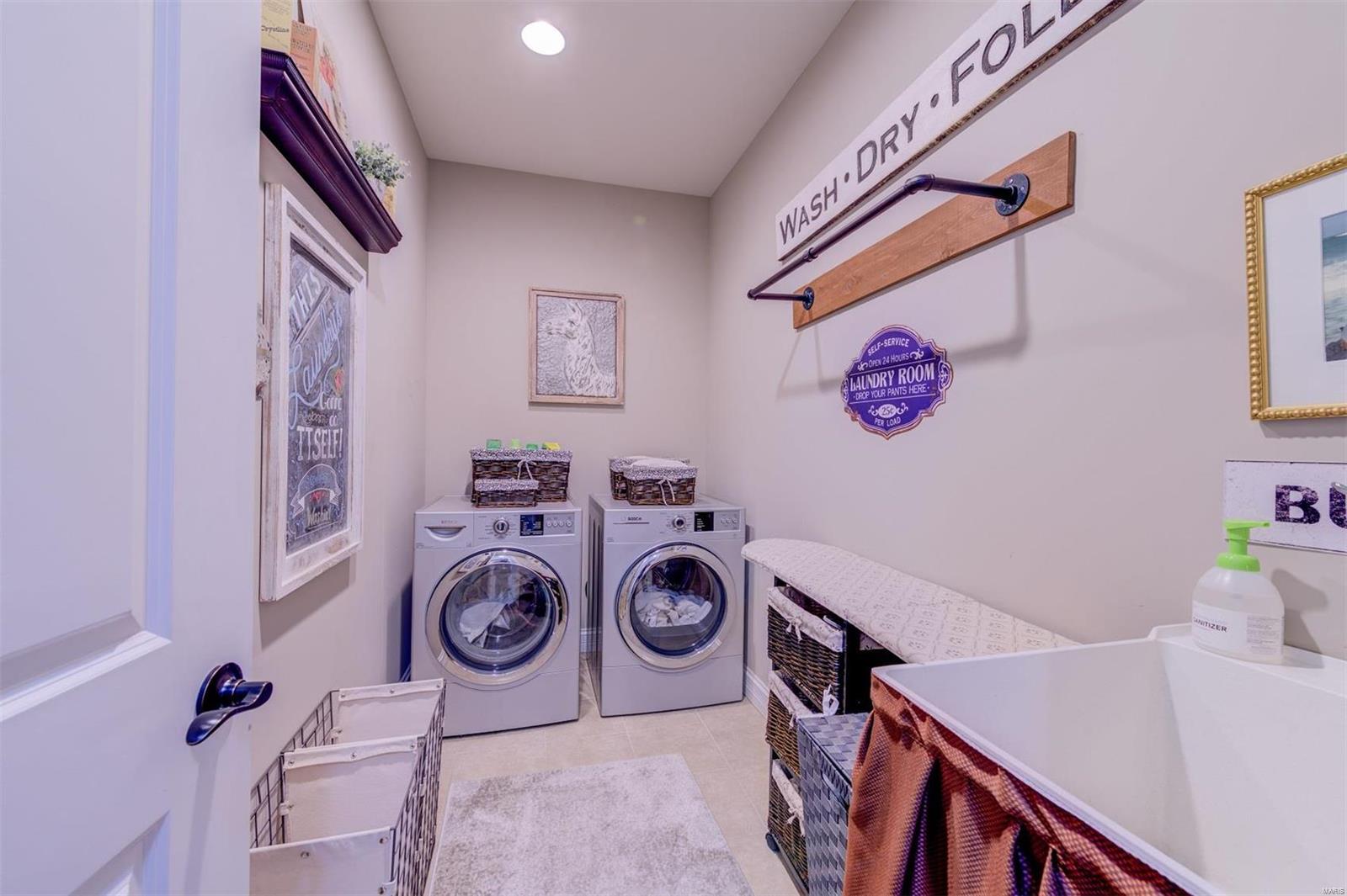 Creekside At Mason - Residential