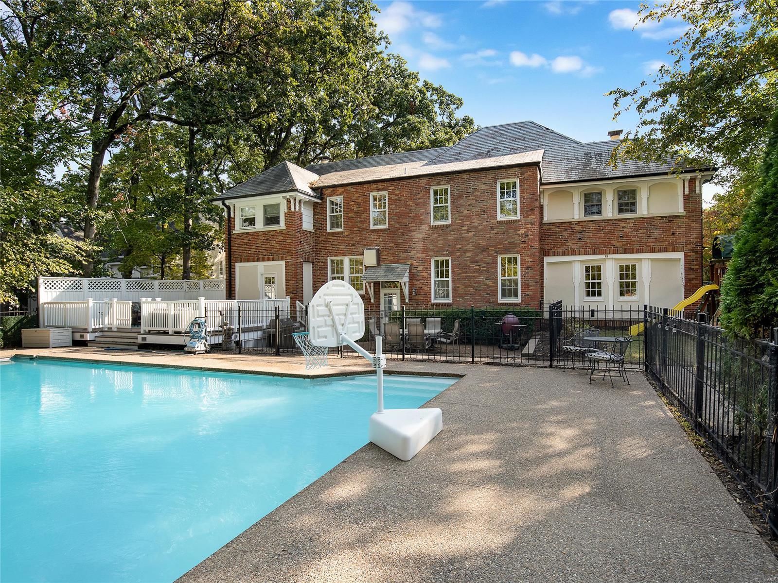 Sherwood Forest 2nd Add - Residential