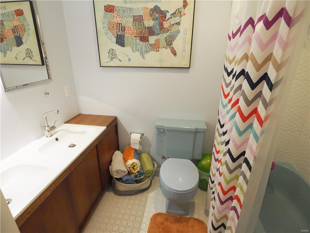 August Chouteau Estate - Residential
