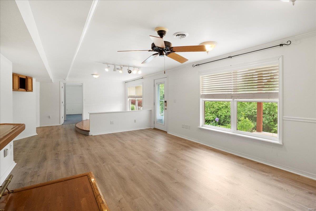 Fenton, Missouri 63026, United States, 4 Bedrooms Bedrooms, ,3 BathroomsBathrooms,Residential,Pending,116523