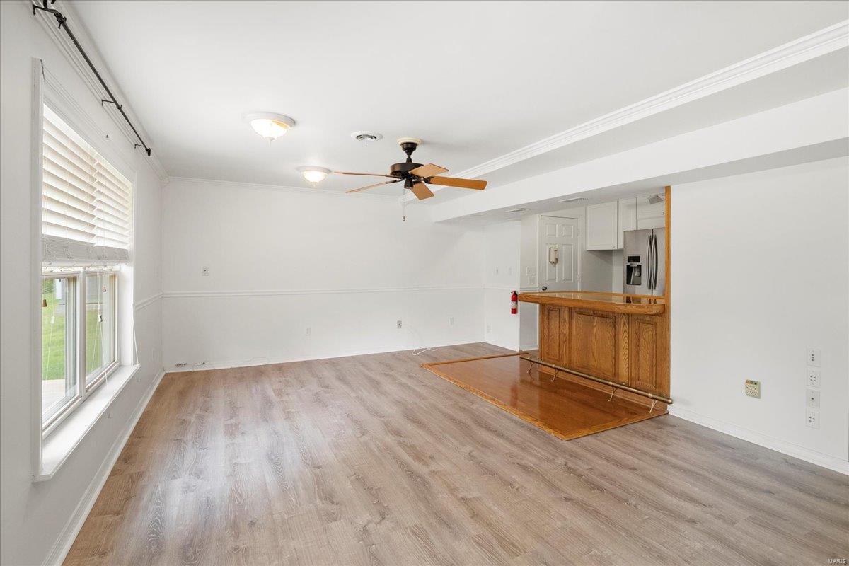 Fenton, Missouri 63026, United States, 4 Bedrooms Bedrooms, ,3 BathroomsBathrooms,Residential,Pending,116523