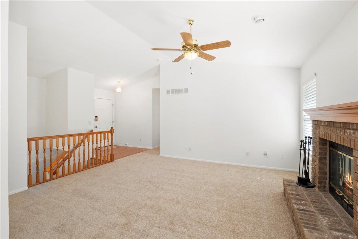 Fenton, Missouri 63026, United States, 4 Bedrooms Bedrooms, ,3 BathroomsBathrooms,Residential,Pending,116523