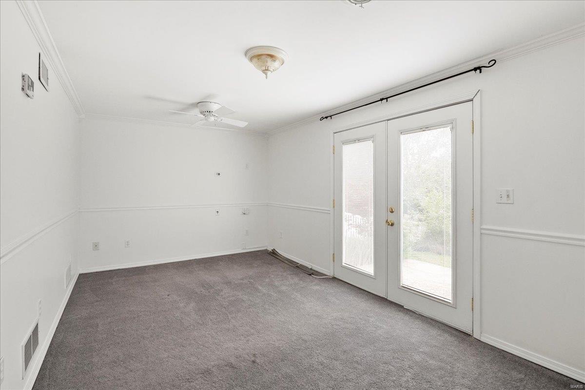 Fenton, Missouri 63026, United States, 4 Bedrooms Bedrooms, ,3 BathroomsBathrooms,Residential,Pending,116523