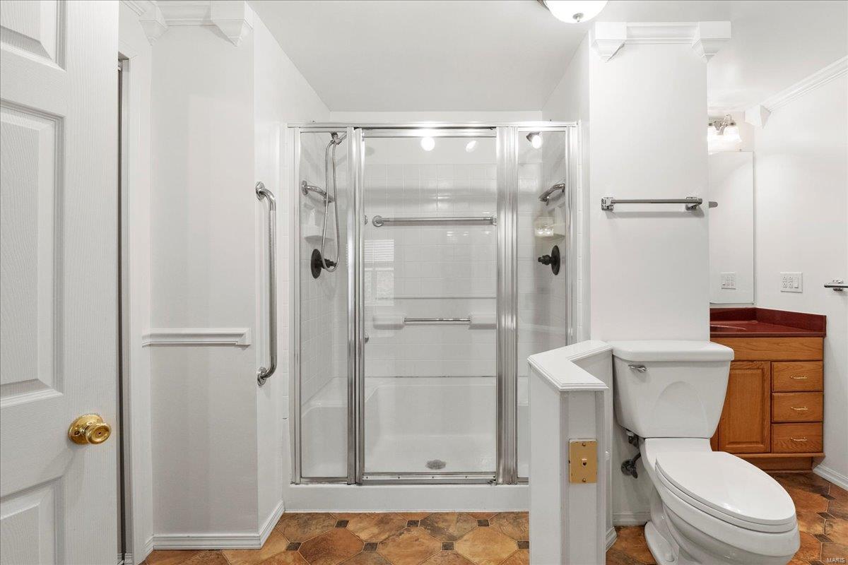 Fenton, Missouri 63026, United States, 4 Bedrooms Bedrooms, ,3 BathroomsBathrooms,Residential,Pending,116523