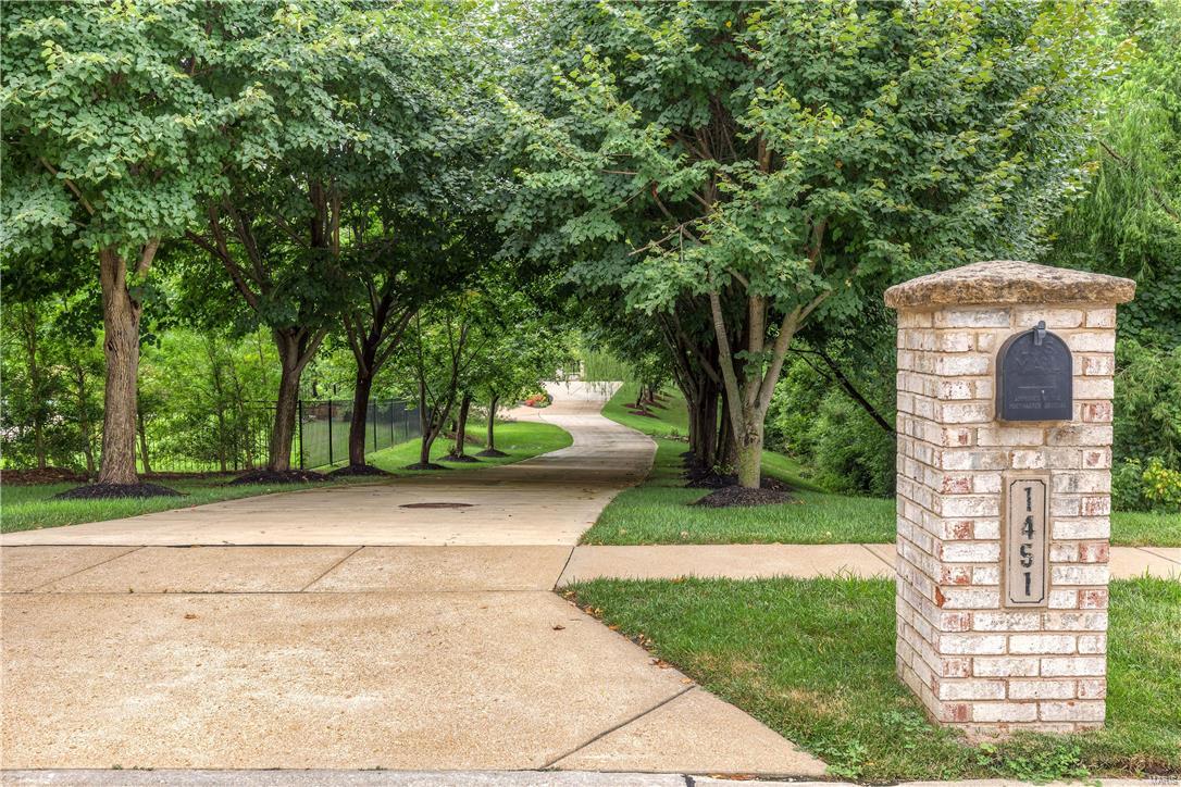 Country Lake Estates - Residential