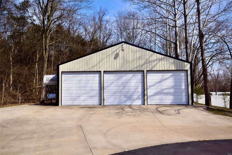 Residence and Reflections Arena with approx 12 acres Tax ID #19-4.0-19.0-0-000-019 including the business. These two properties sold together and in conjunction with Lakeside MHP.  See agent only remarks regarding the use of this sale for comparable analysis. Additional Rooms: Sun Room