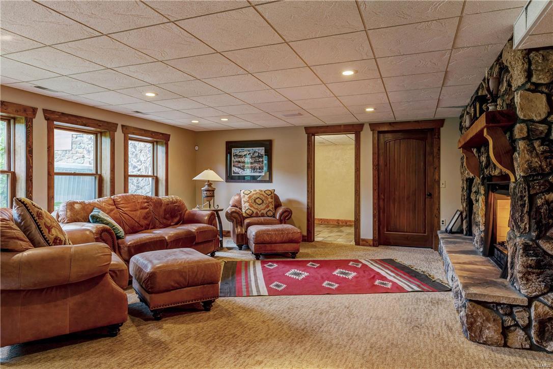 John Wolfs Partition - Residential