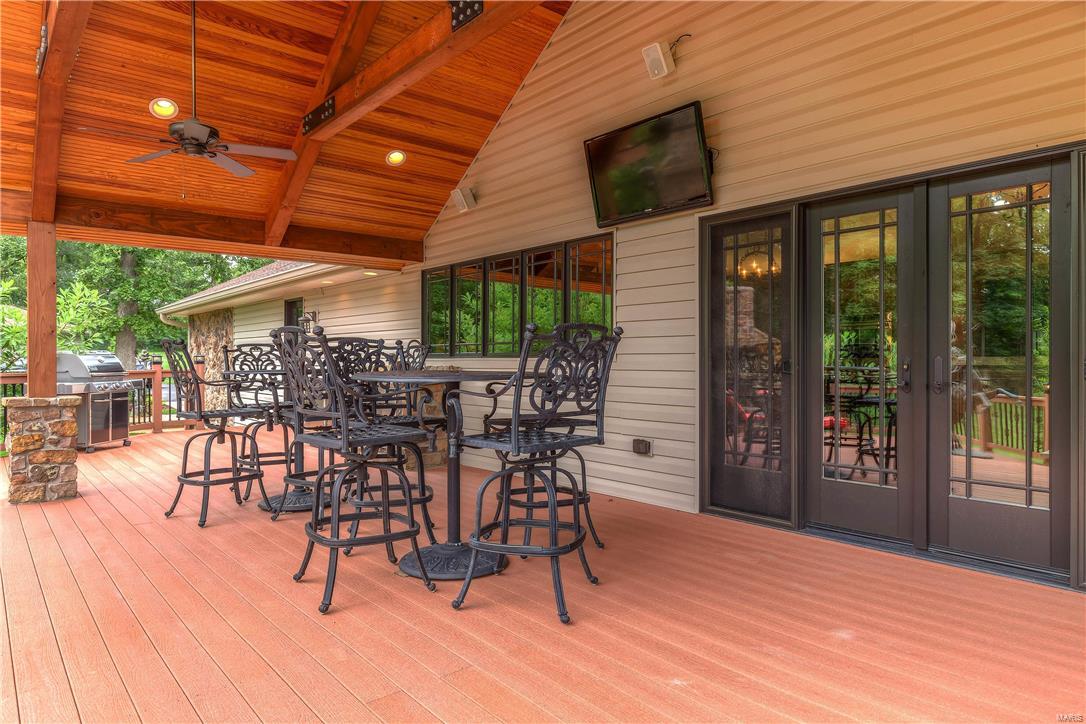 John Wolfs Partition - Residential